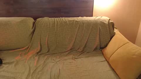 Ian online show from February 7, 3:18 pm