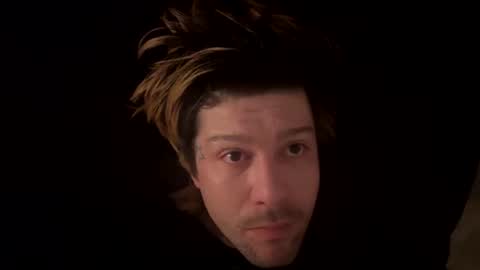 yeeah online show from March 4, 11:40 am