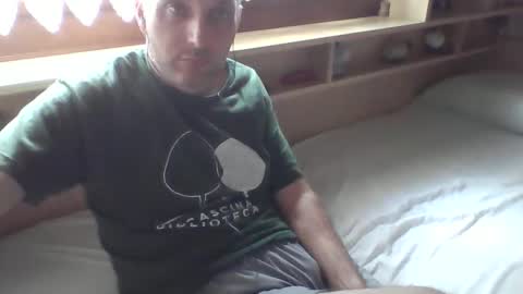 Snapshot of gabrielegr22 chatting on September 24, 1:42 pm Gabriele online show from September 24, 1:42 pm