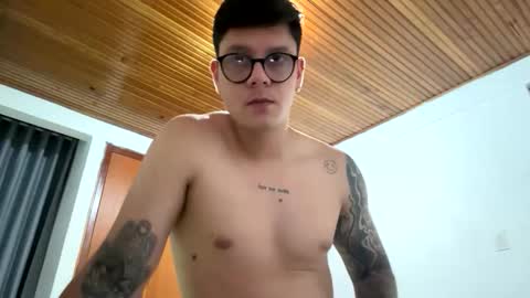 Anatoly0311 online show from May 19, 3:24 am