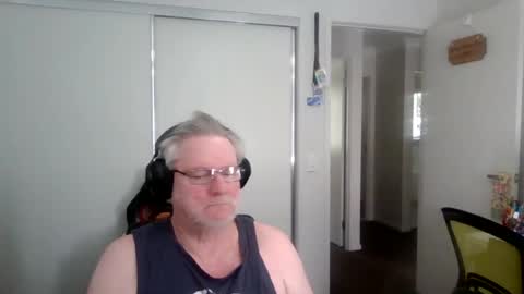 loseraussie online show from June 14, 3:19 am