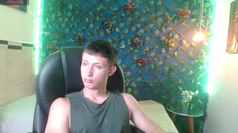 garuo_18 online show from November 21, 4:55 am