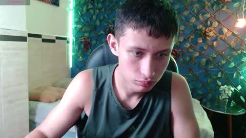 garuo_18 online show from November 23, 2:55 am