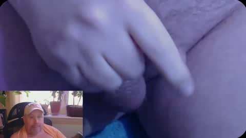 Snapshot of garywillplay chatting on January 7, 7:06 pm garywillplay online show from January 7, 7:06 pm