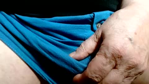 Snapshot of gdowerxxl chatting on January 21, 1:50 am gdowerxxl online show from January 21, 1:50 am