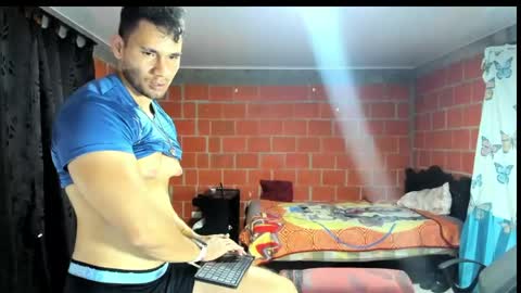 gendersonfit online show from May 29, 11:26 pm
