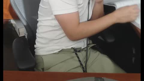 Snapshot of genefun chatting on March 2, 10:02 pm genefun online show from March 2, 10:02 pm