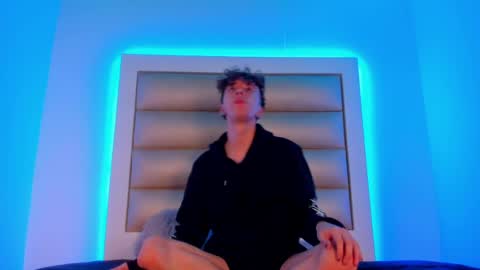 genesis_js online show from April 2, 4:32 am