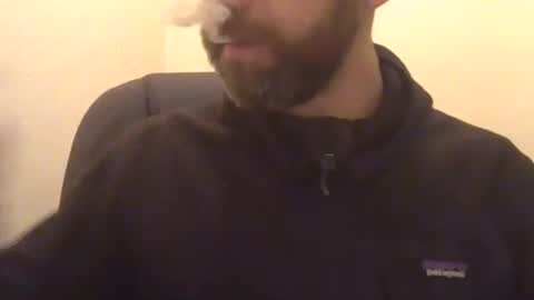 Snapshot of geon2xx chatting on January 11, 7:49 pm Geon online show from January 11, 7:49 pm