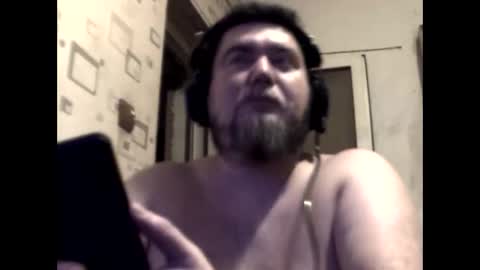 Snapshot of george84xxx chatting on October 29, 6:33 pm GeOOXXX online show from October 29, 6:33 pm