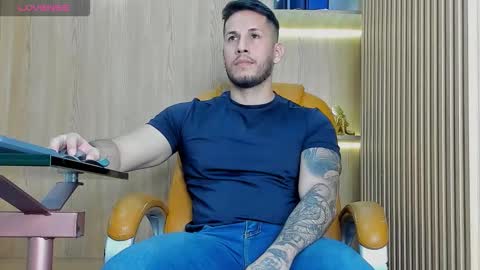 George online show from February 15, 6:49 pm