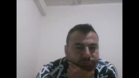 gerardopinedaunah online show from March 26, 11:03 am