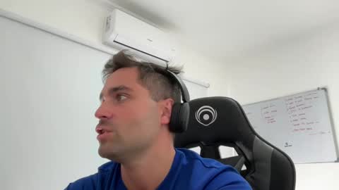 german_pecol online show from February 18, 1:44 pm