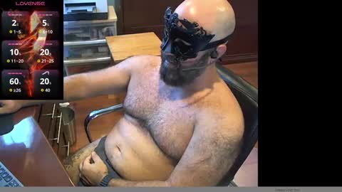 Snapshot of geronimo_431 chatting on October 6, 5:17 pm Daddy Jokes online show from October 6, 5:17 pm