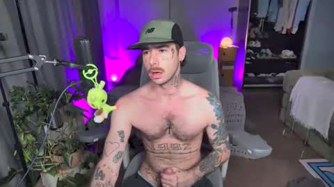 getoffwithtrent online show from December 17, 5:14 am