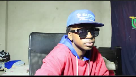 Snapshot of ghettolife2020 chatting on October 19, 7:28 pm ghettolife2020 online show from October 19, 7:28 pm