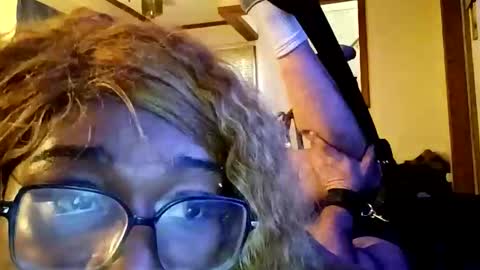 giftedfisted online show from January 8, 2:11 pm