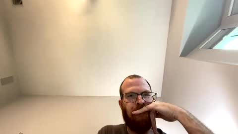 Snapshot of gingerginger111 chatting on September 17, 10:33 pm gingerginger111 online show from September 17, 10:33 pm