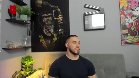 Snapshot of giorgio_leone2 chatting on March 1, 12:17 am Giorgio leone online show from March 1, 12:17 am