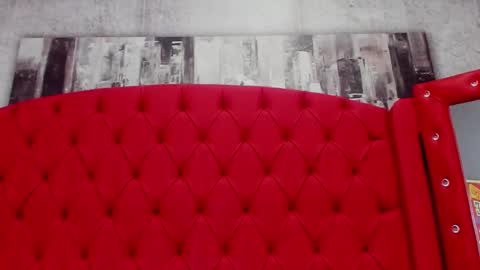 Giovanni online show from December 5, 9:55 pm