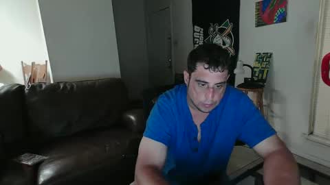 Snapshot of gitmehard008 chatting on September 17, 2:12 am gitmehard008 online show from September 17, 2:12 am