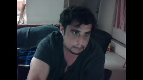 Snapshot of gitmehard008 chatting on February 18, 5:20 am gitmehard008 online show from February 18, 5:20 am