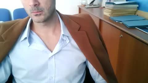 giuseppevai1 online show from November 10, 11:26 am