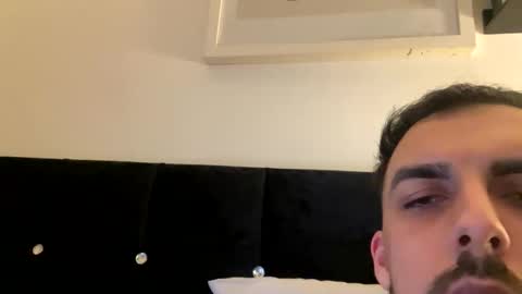 Glamour online show from November 16, 8:44 pm