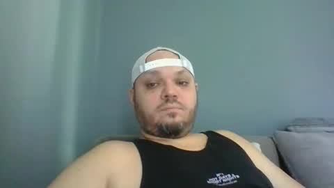 Snapshot of glusgan chatting on September 28, 8:23 am Your boy online show from September 28, 8:23 am