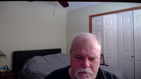 gmctruckguy online show from February 10, 7:40 pm