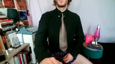 gnickname online show from May 15, 12:30 am