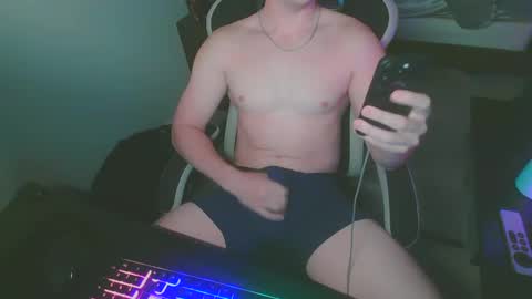 Snapshot of gnr_xxx chatting on September 9, 4:34 am G online show from September 9, 4:34 am