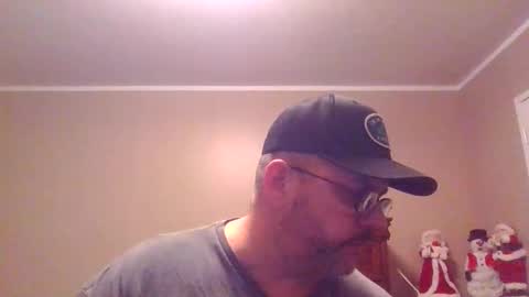 IDKIDCIDGAF online show from December 4, 1:34 am