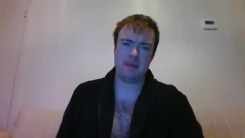 Snapshot of gogo12104 chatting on February 12, 9:43 pm jme online show from February 12, 9:43 pm