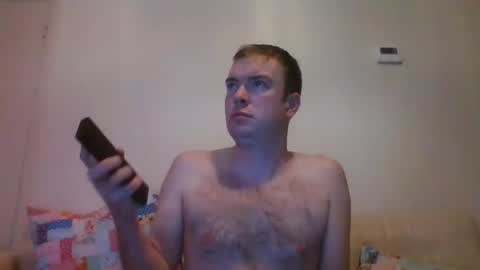 Snapshot of gogo12104 chatting on January 7, 7:28 pm jme online show from January 7, 7:28 pm