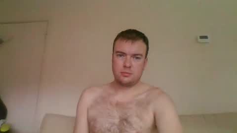 Snapshot of gogo12104 chatting on December 28, 11:19 am jme online show from December 28, 11:19 am