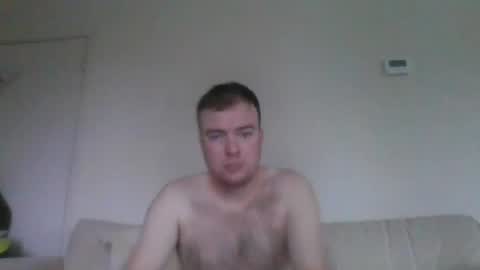 Snapshot of gogo12104 chatting on December 18, 2:28 pm jme online show from December 18, 2:28 pm