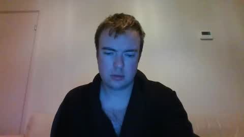 Snapshot of gogo12104 chatting on February 8, 7:26 am jme online show from February 8, 7:26 am