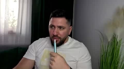 gold_alpha_boy online show from March 30, 12:17 pm