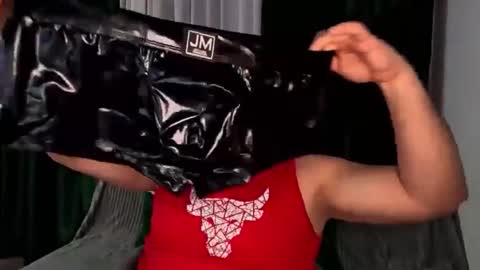 gold_alpha_boy online show from January 12, 4:44 pm