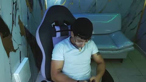 Jeff and Sebas online show from May 26, 3:24 am