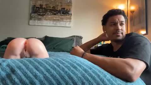 Goodjob Jay online show from November 12, 5:29 pm