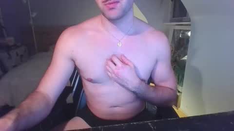 goura2000 online show from February 26, 9:16 pm