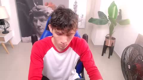 grecia_millercol online show from December 17, 1:27 pm