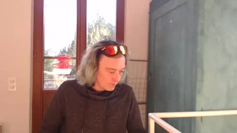 Greenmoon online show from December 11, 9:21 am