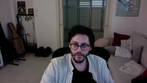 grey_uchi online show from April 2, 8:00 am