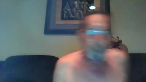 greybeard6868 online show from December 29, 2:21 pm