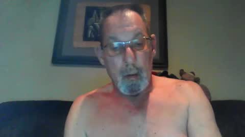 greybeard6868 online show from December 16, 2:49 pm