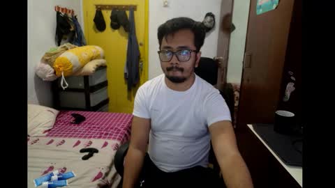 Grey Hardy Slave online show from December 17, 4:57 pm