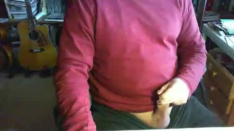 greyhounddog online show from February 13, 10:02 am